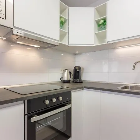 Luxury Duplex In Cristianos , 6 Pax Apartment *
