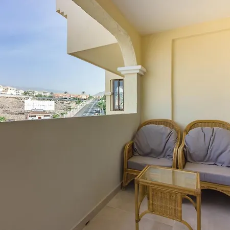 Luxury Duplex In Cristianos , 6 Pax Лос Кристианос