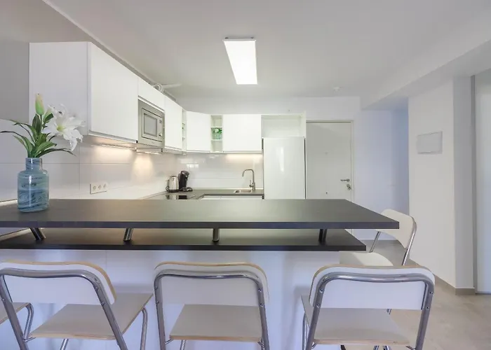 Luxury Duplex In Cristianos , 6 Pax * Лос Кристианос