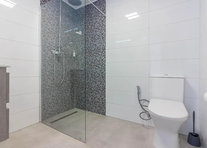 Luxury Duplex In Cristianos , 6 Pax * Лос Кристианос