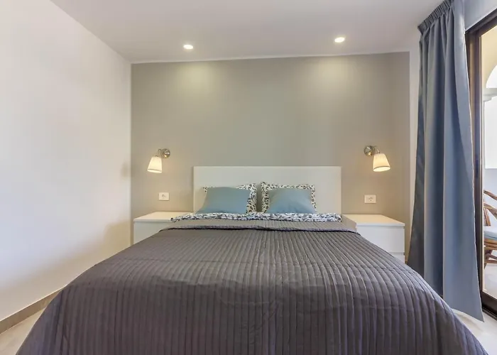 Luxury Duplex In Cristianos , 6 Pax Апартаменты *