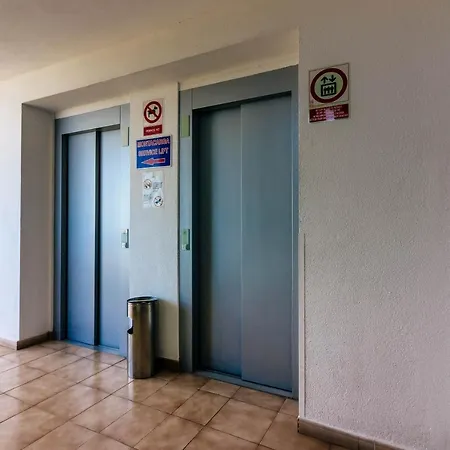 Luxury Duplex In Cristianos , 6 Pax ロスクリスティアーノス